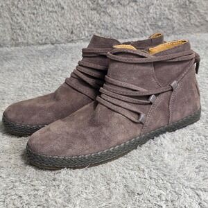 UGG Low Flat Suede Ankle Booties Boots Grey Wrap Lace Women 6.5 NEW